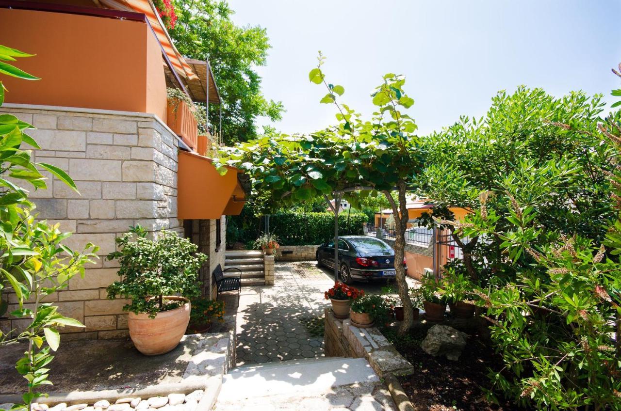 Apartment Ecio Vinkuran Exterior foto